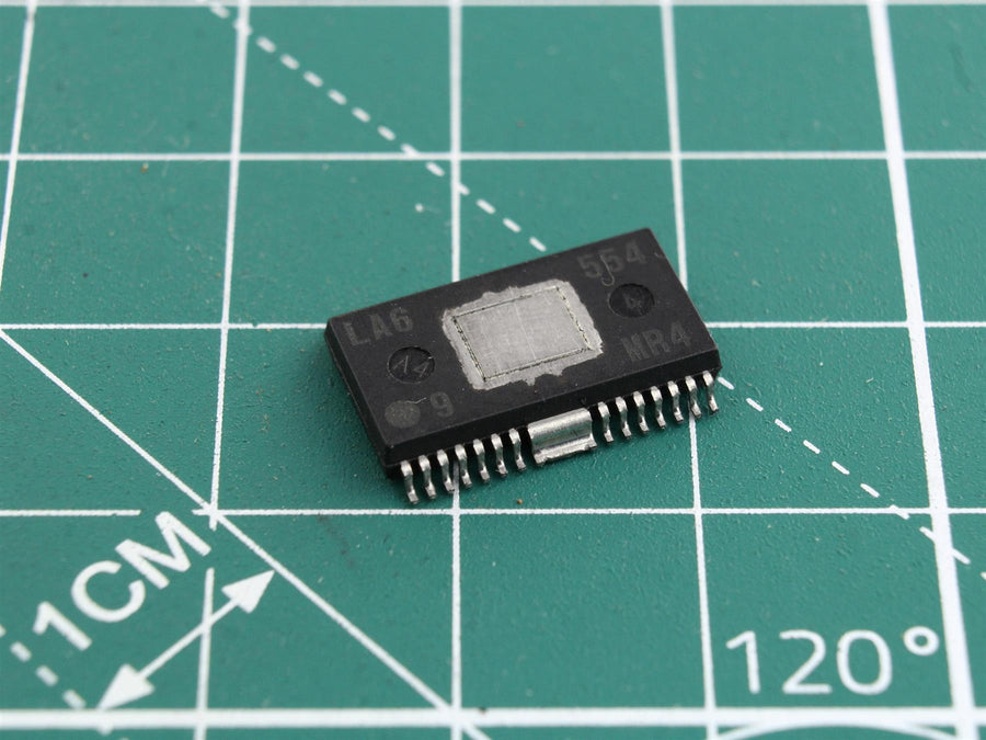 LA6554 Integrated Circuit (IC) - Used