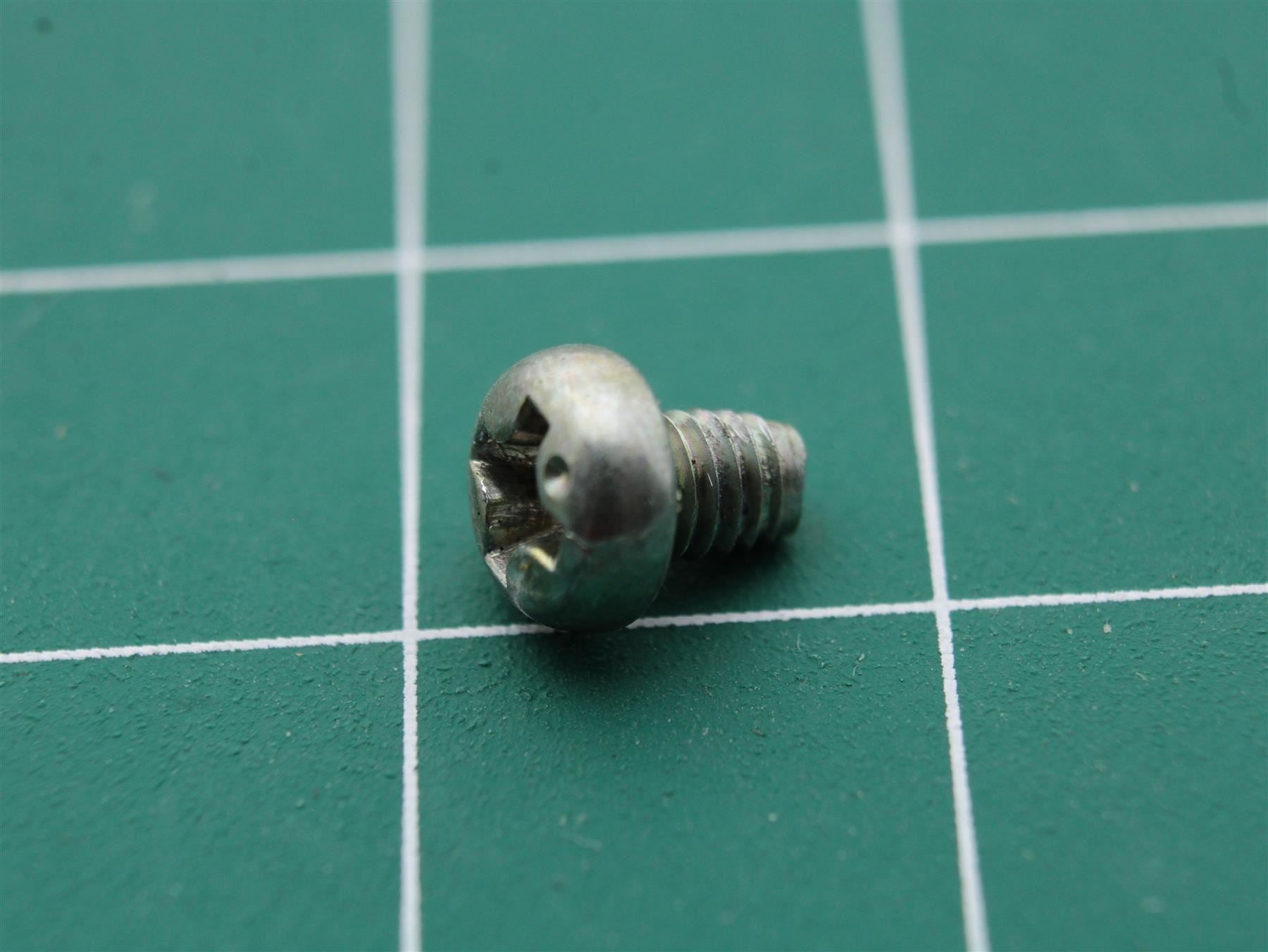 Bang & Olufsen Beocord 3300 29xx (Screw) Part Position: 22041