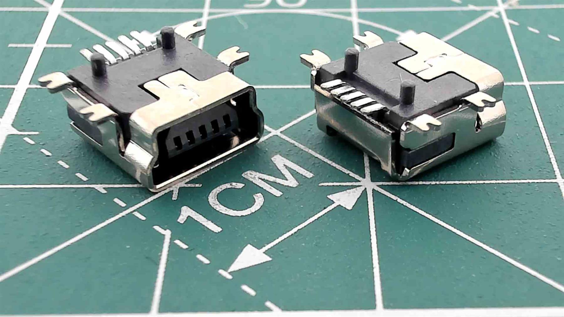 Micro USB Female Connector for PCB Soldering S7447