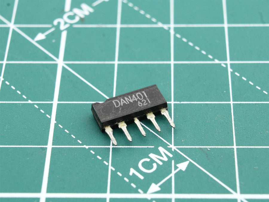 DAN401 Integrated Circuit (IC) - Used