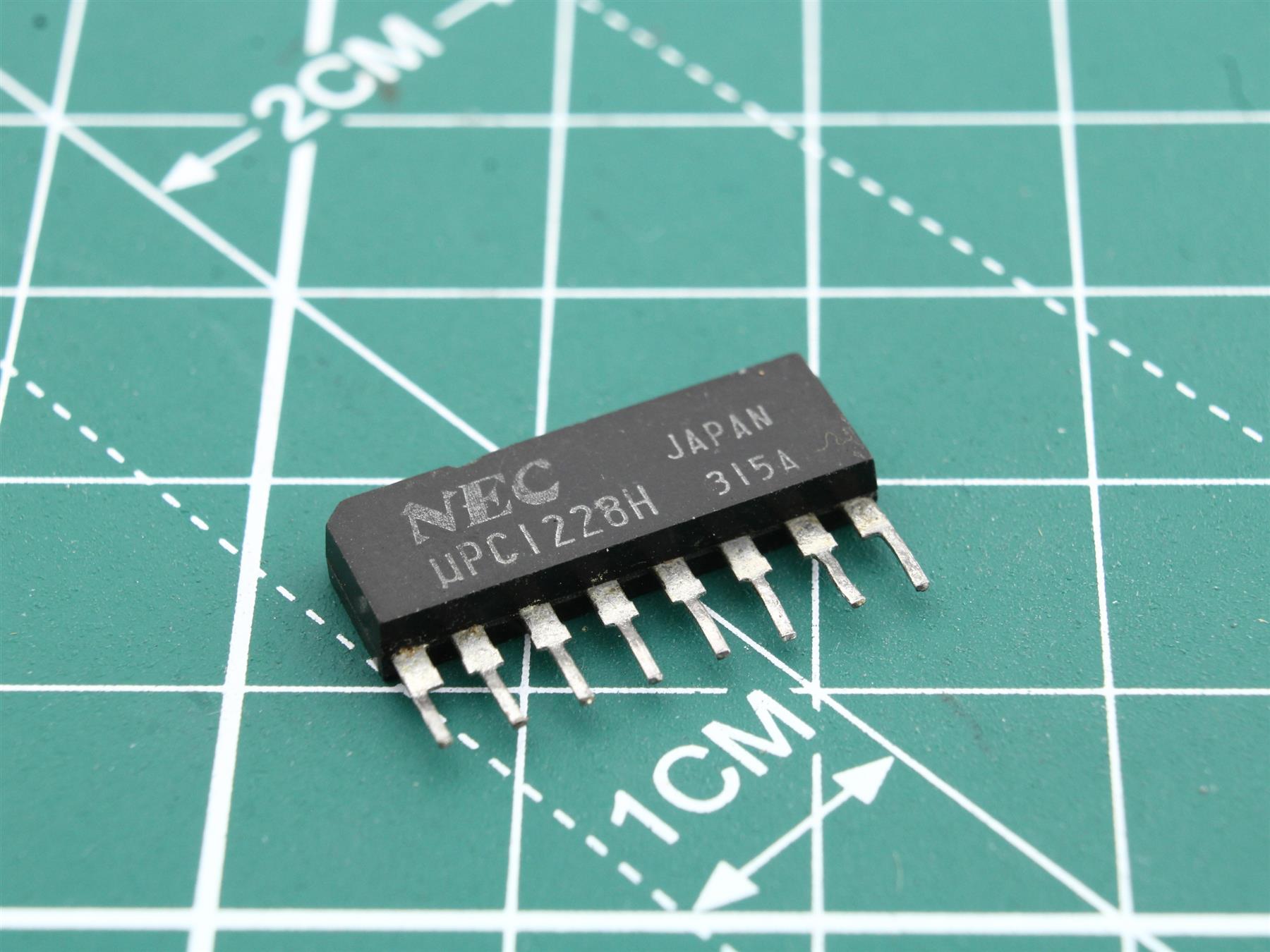 uPC1228H integrated circuit