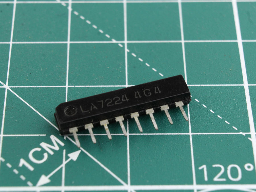 LA7224 Integrated Circuit (IC) - Used
