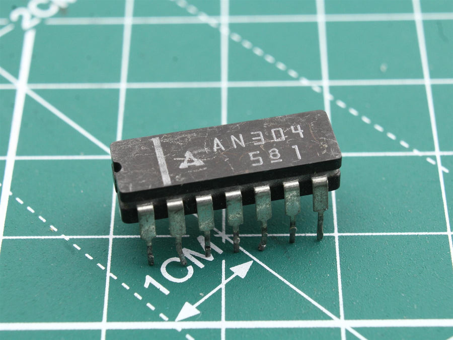AN304 Integrated Circuit (IC) - Used