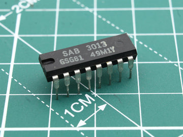 SAB3013 Integrated Circuit (IC) - Used
