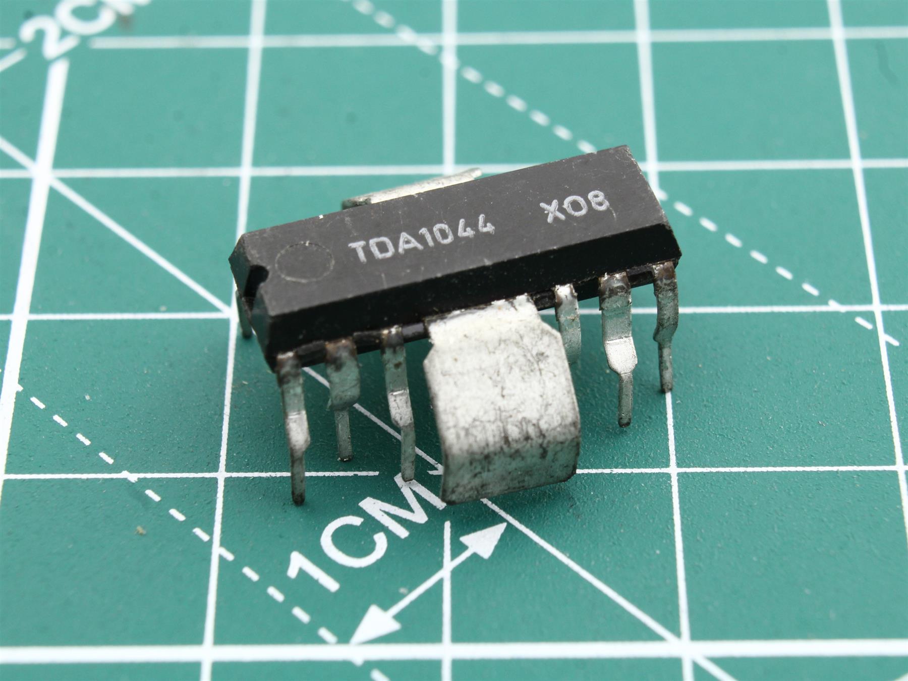 TDA1044 integrated circuit