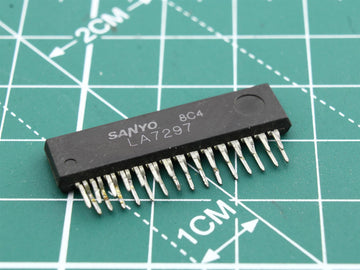 LA7297 Integrated Circuit (IC) - Used