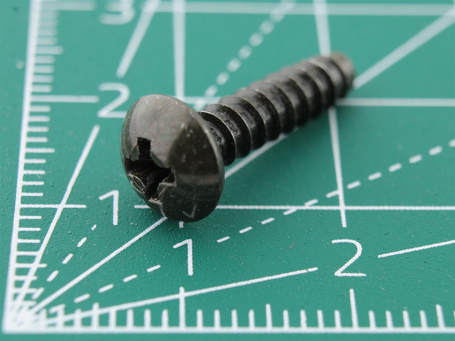 Custom Screw M3.91 x 18.5 for Vintage Audio Equipment (Sony,Aiwa,Technics)