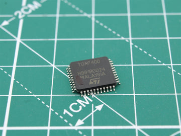 TDA7400 Integrated Circuit (IC) - Used