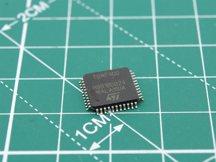 TDA7400 Integrated Circuit (IC) - Used