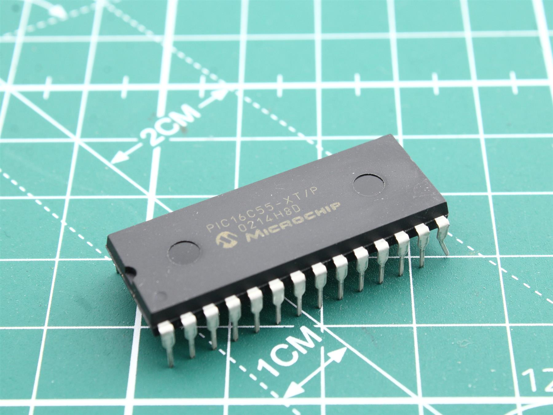 PIC16C55-XT/P integrated circuit