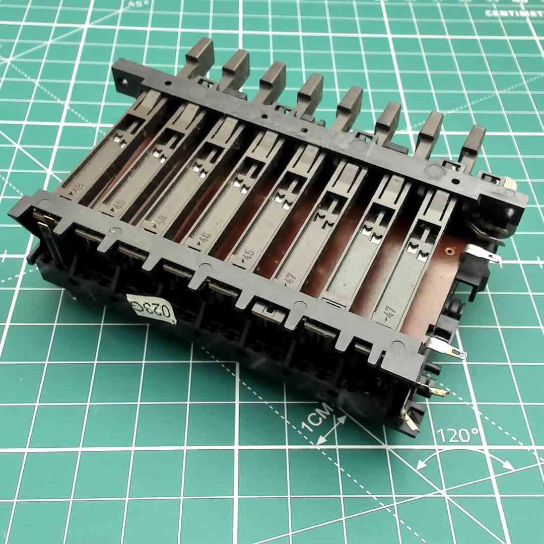 Grundig Radio Tuning Preset Selector for Vintage Audio Systems