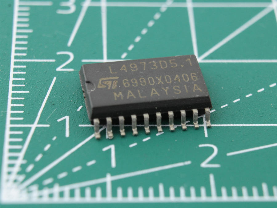 L4973DS.1 Integrated Circuit (IC) - Used