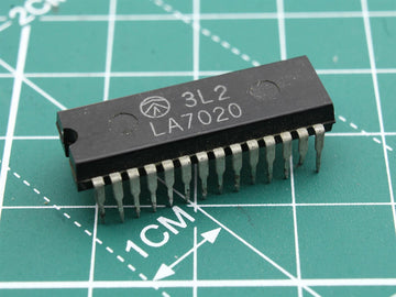 LA7020 Integrated Circuit (IC) - Used