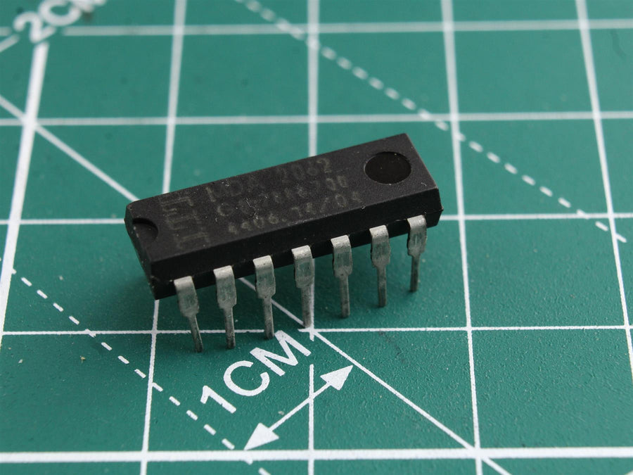MDA2062 Integrated Circuit (IC) - Used