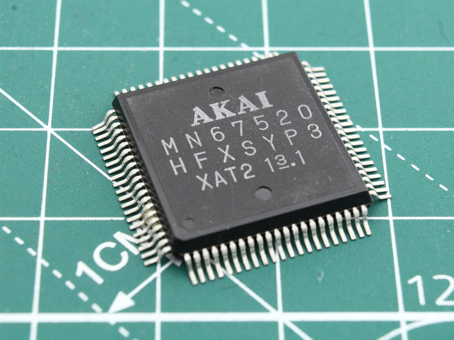 MN67520 HFXSYP3 Akai Integrated Circuit - Used