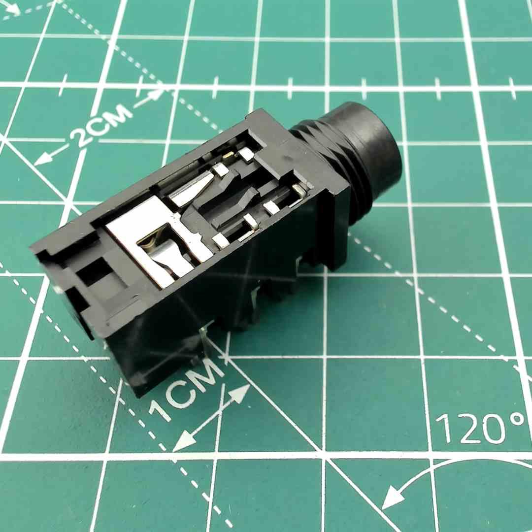Technics W1136 Headphones PCB Jack for Vintage Audio Repair