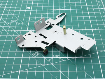 Side plate R assembly Pos.(84)