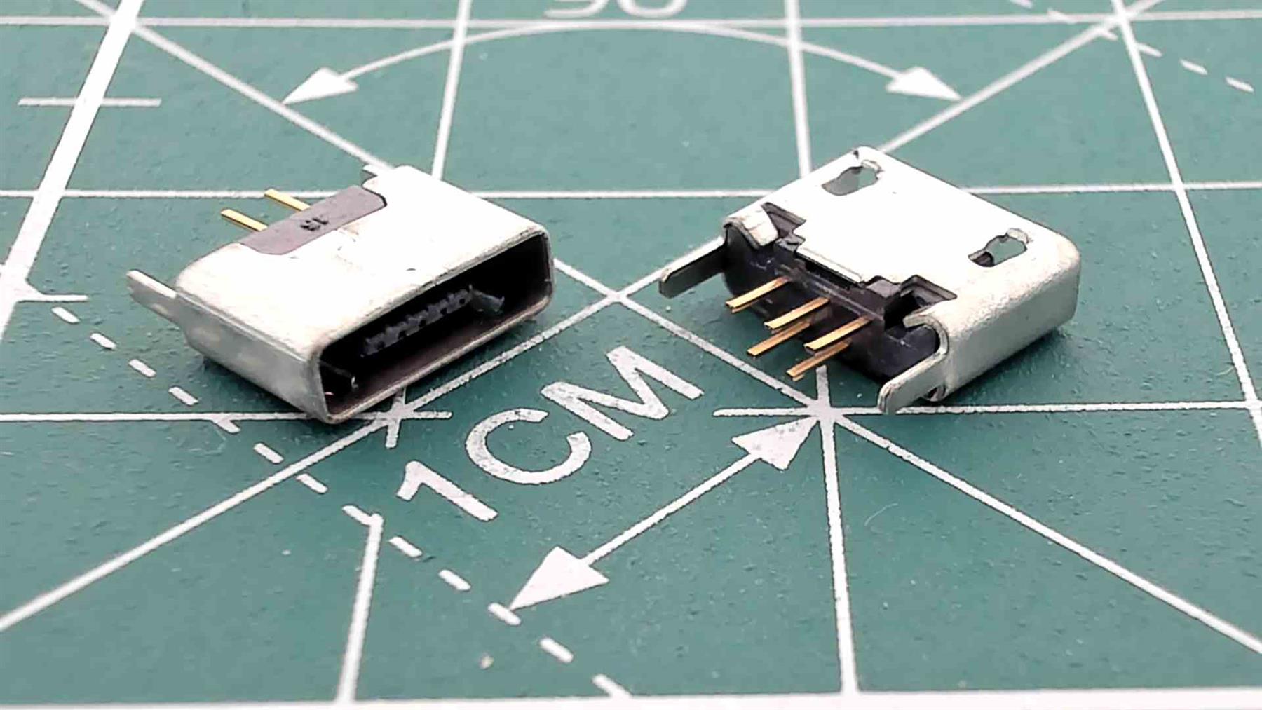 Micro USB Female Connector for PCB Soldering S7477