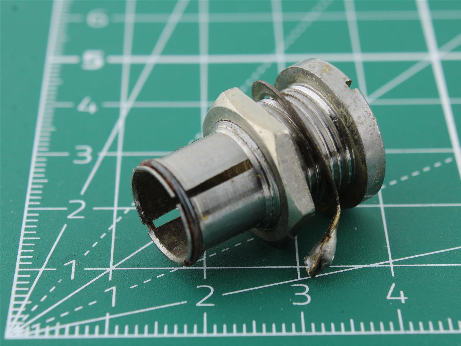 Antenna Support Internal Ø10 mm for Coomber Vintage Audio Equipment