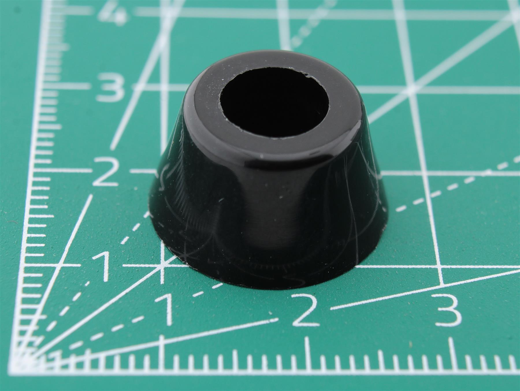 Round Polyethylene Foot With Hole Ø3.5mm Base Ø18.0