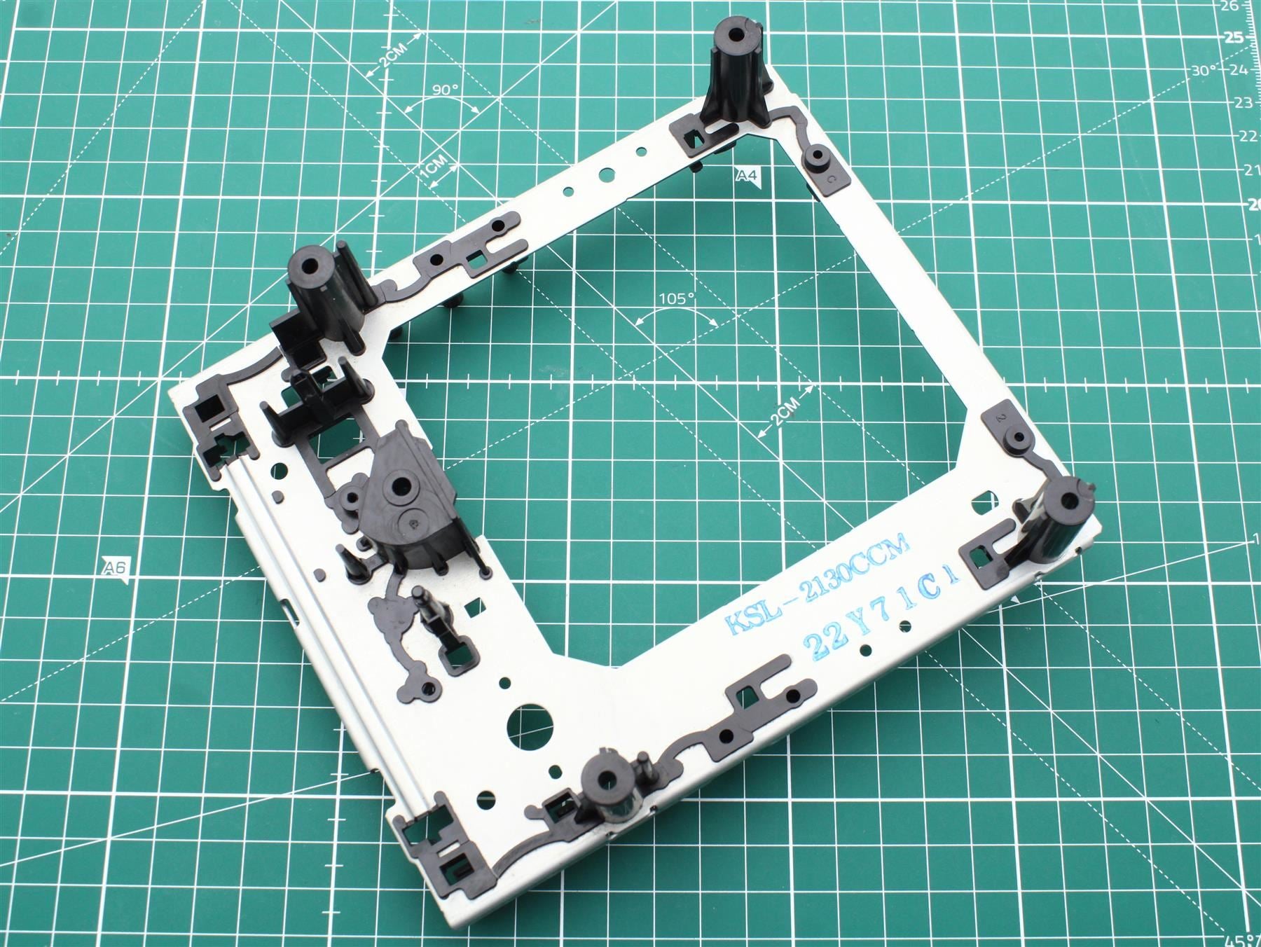 Main Chasis for Yamaha CDX-393MKII Mechanism Cd (Position 18)