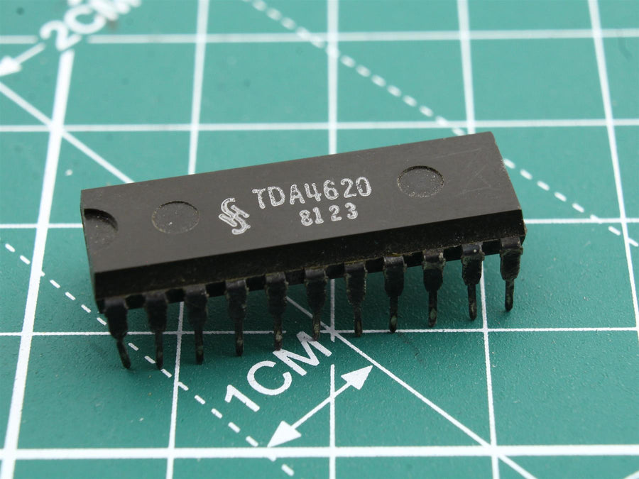 TDA4620 Integrated Circuit (IC) - Used