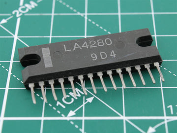 LA4280 Integrated Circuit (IC) - Used