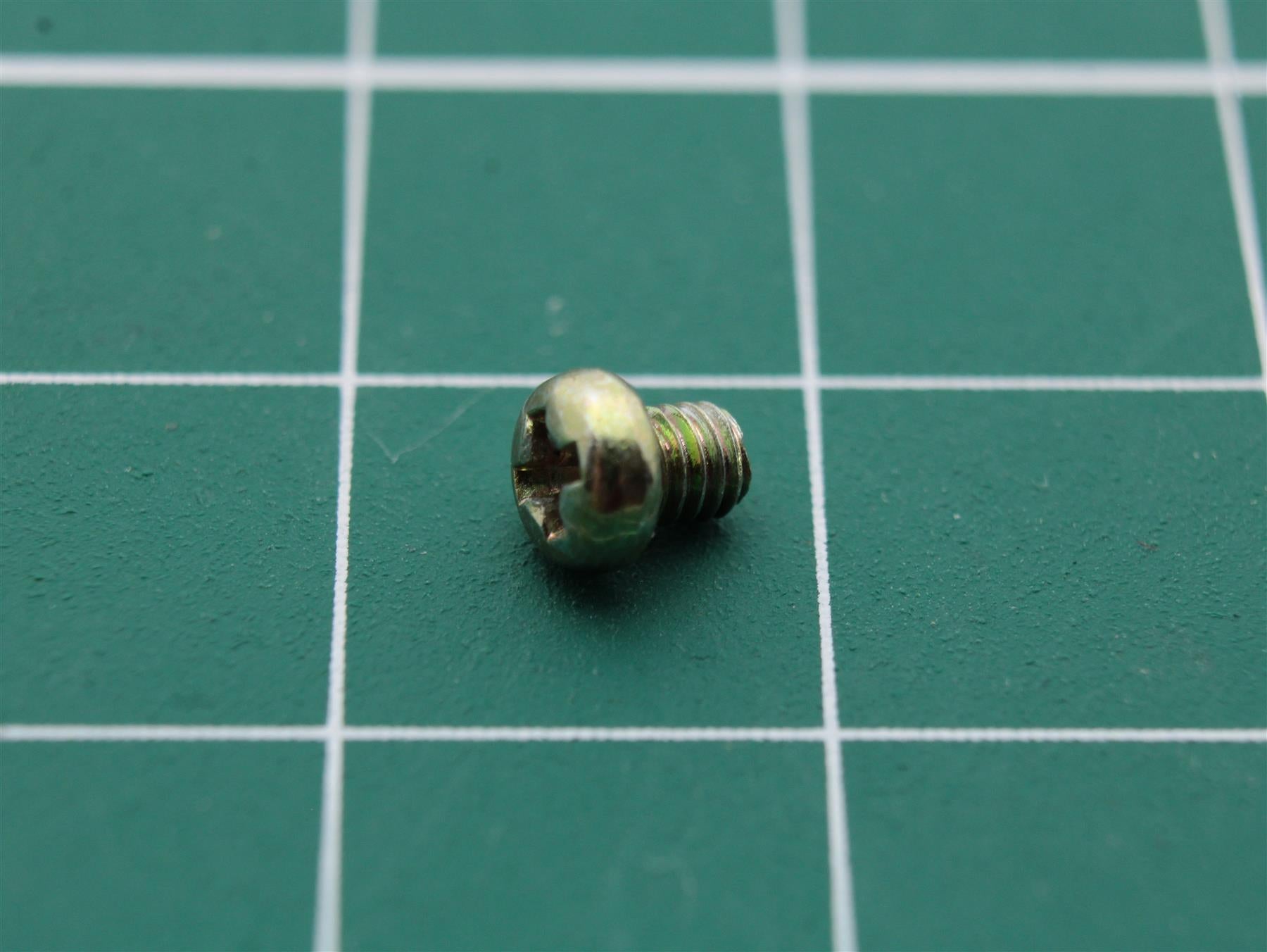 Bang & Olufsen 2036021 – Screw 2.6×3 mm
