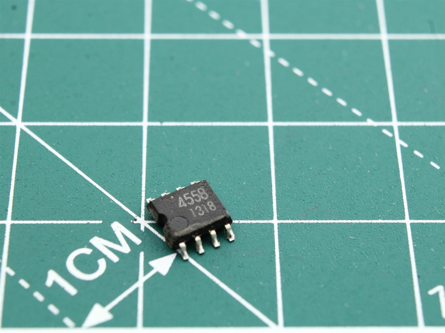 4558 Integrated Circuit