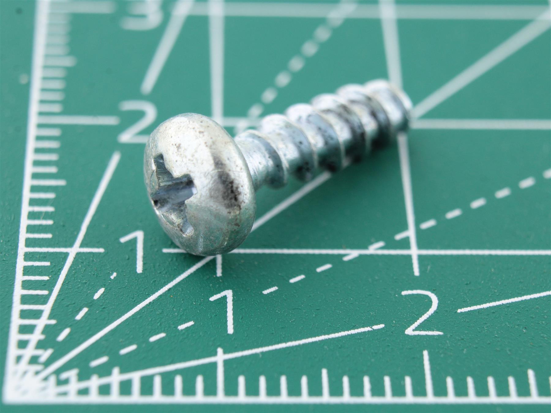 Custom Screw M3.96 x 15.85 for Vintage Audio Equipment (LG,Sony)