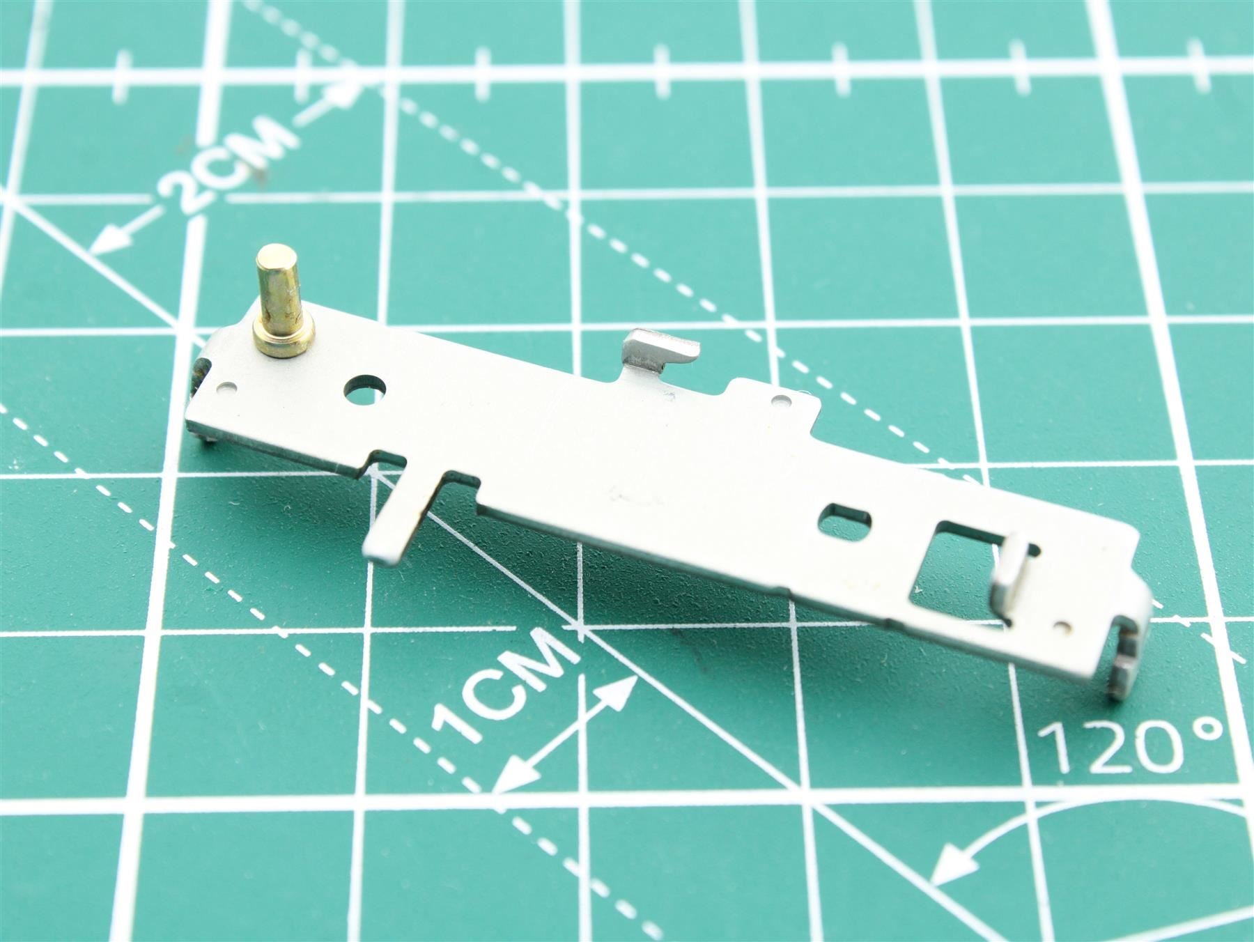 For/Rev. Side Rod for Technics RS-CH909 (Position 104-2)