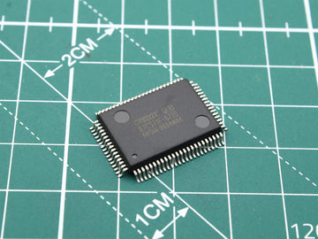 87CS71F-6720 Grundig Integrated Circuit - Used