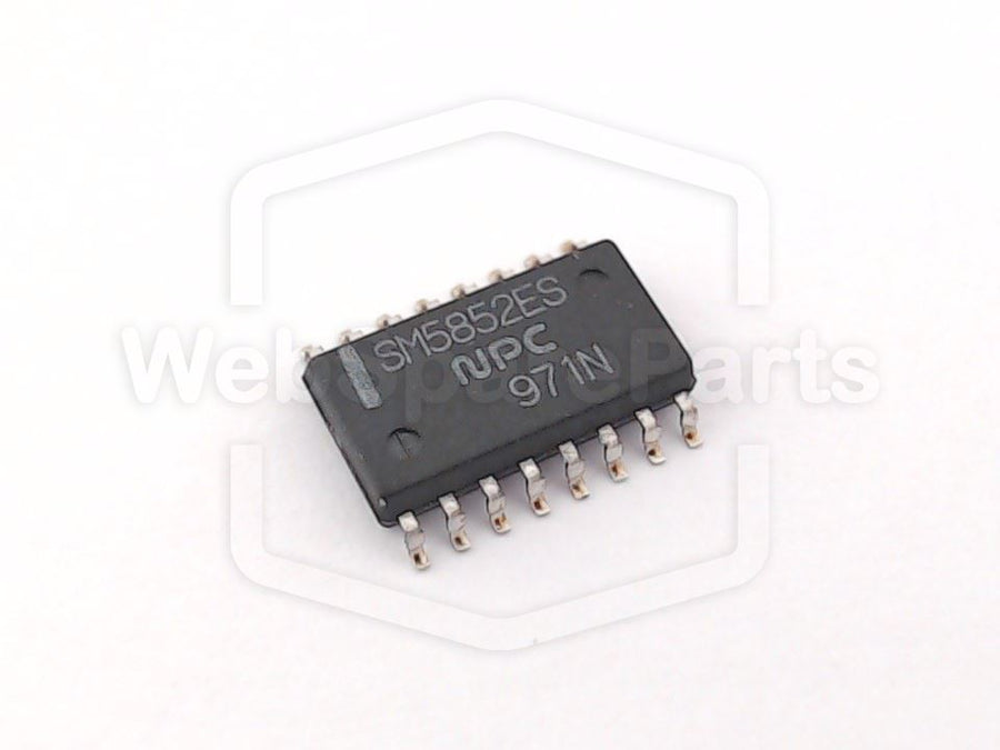 SM5852ES Integrated Circuit (IC) - Used