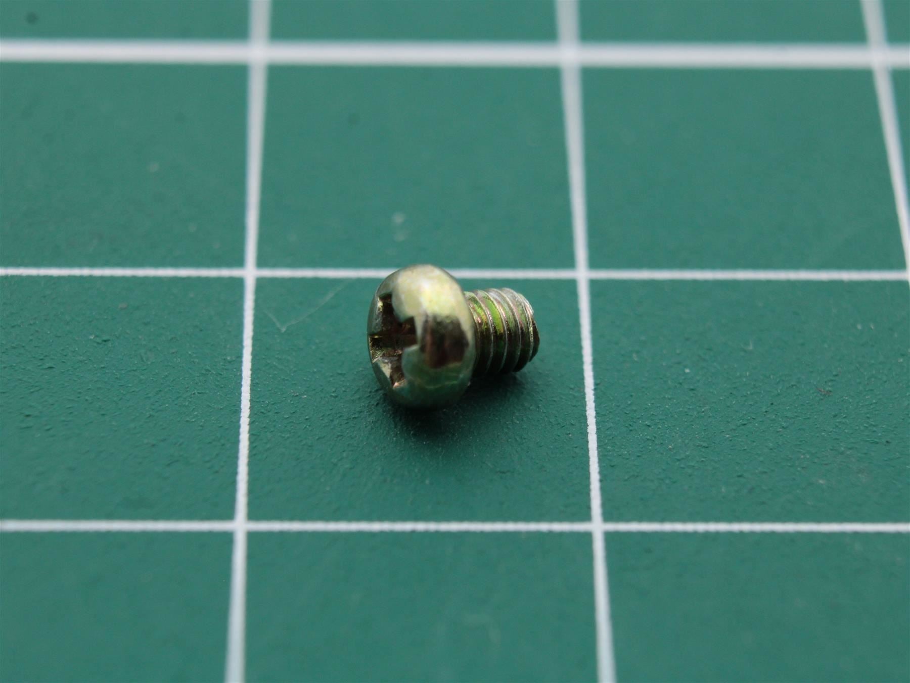 Bang & Olufsen Beocenter 2200 (Screw) Part Position: 22139