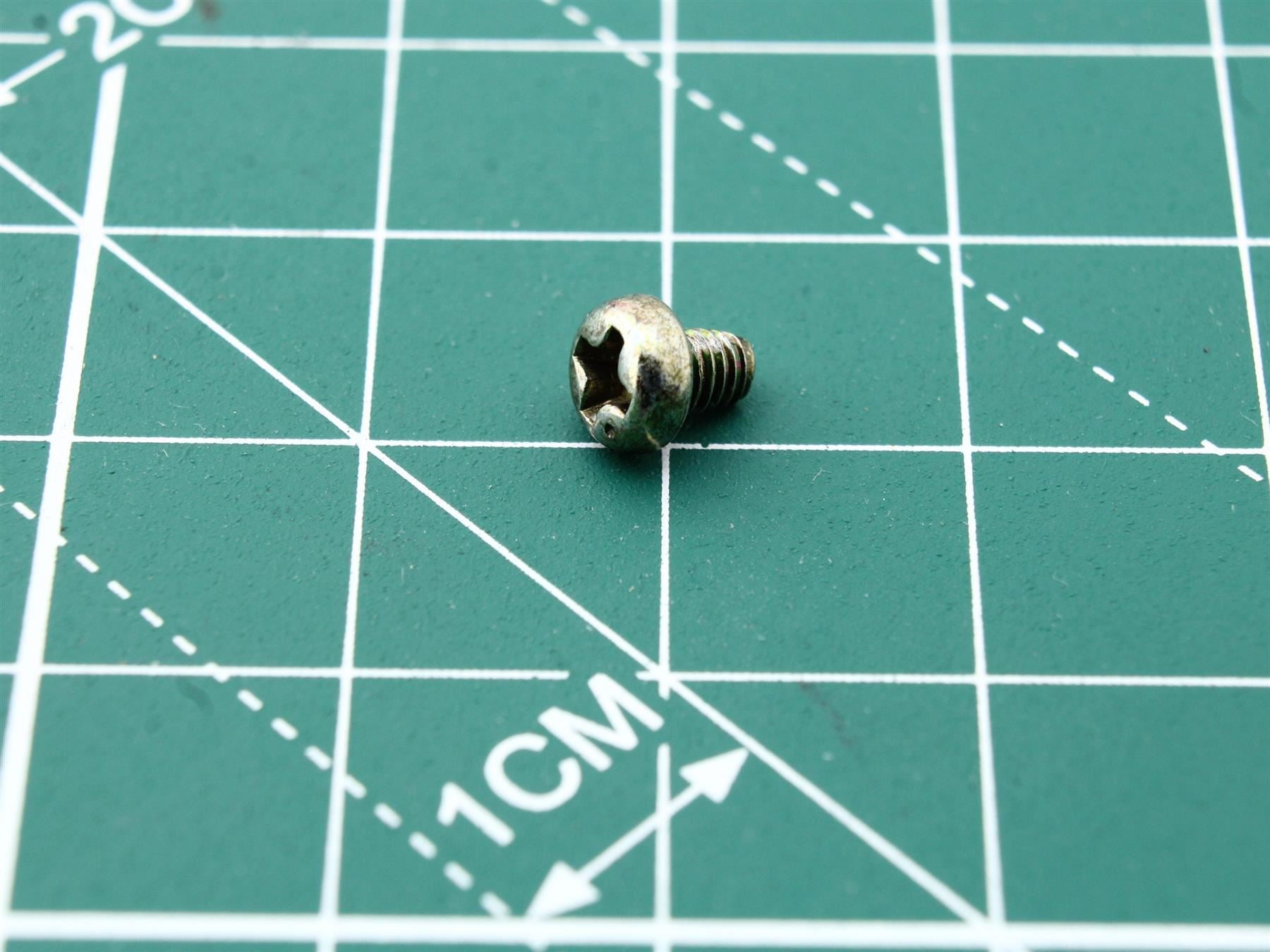 Harman Kardon TD-4600 Pan Head Tapping Screw Cassette Deck (Pos.28)