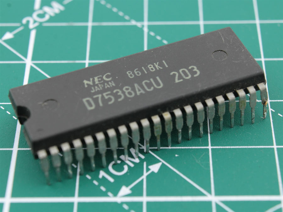 D7538ACU-203 Integrated Circuit (IC) - Used