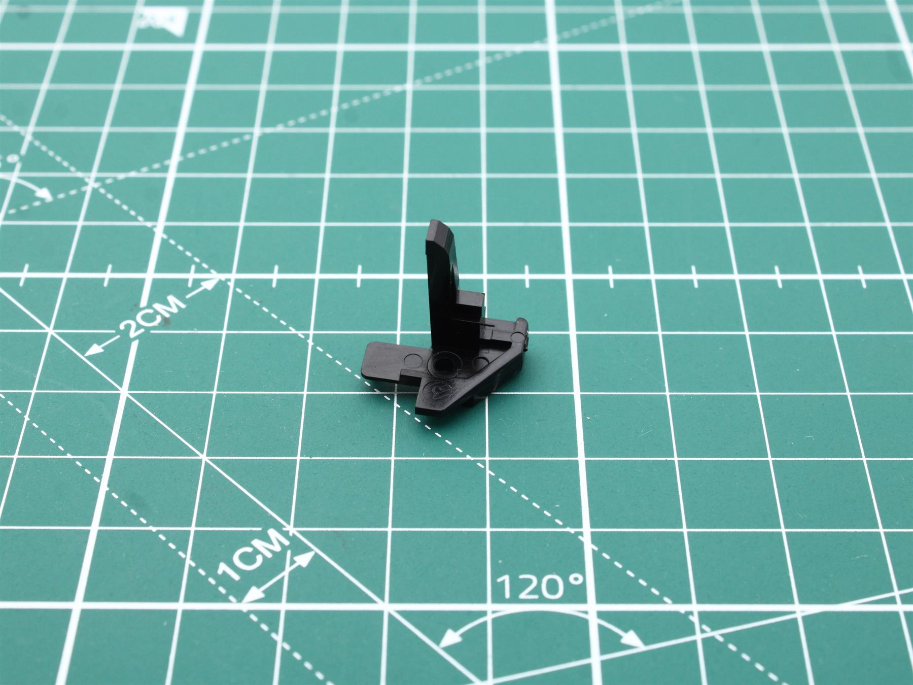 AZN1335 Cassette guide L Pos.(066)