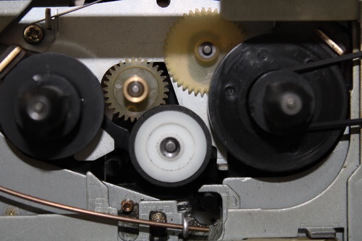 Pioneer CT-520 Idler Pulley With Tire for Cassette Deck