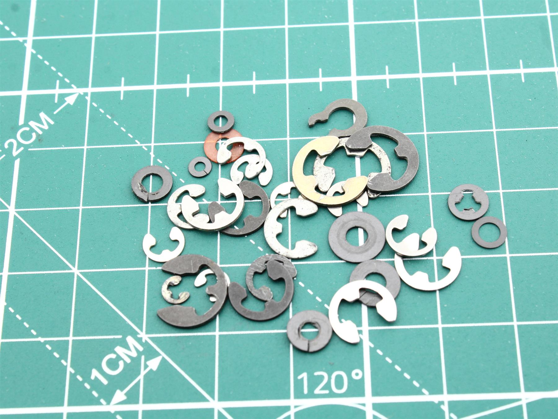 Cassette Deck Circlips