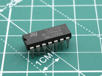 TL074CN Integrated Circuit (IC) - Used