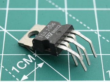 TDA2006 Integrated Circuit (IC) - Used