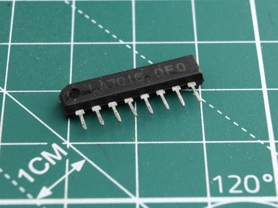 LA7016 Integrated Circuit (IC) - Used