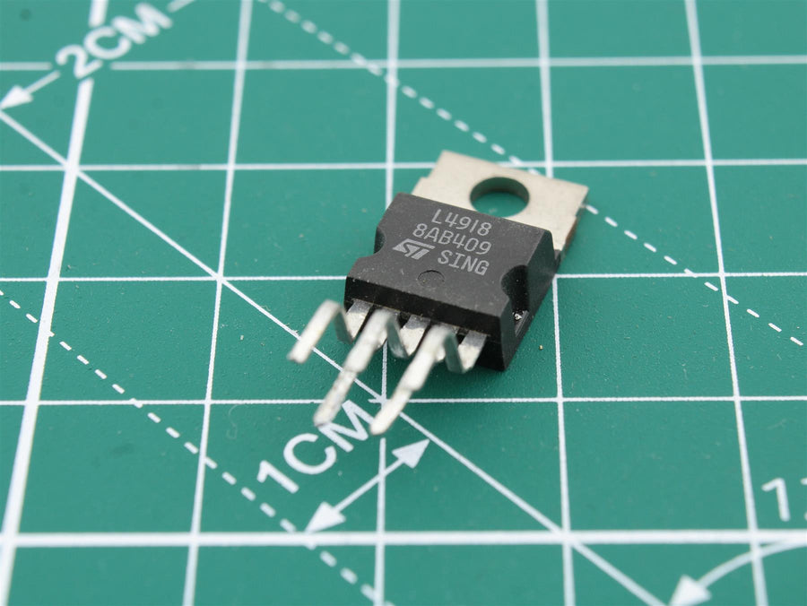 L4918 Integrated Circuit (IC) - Used