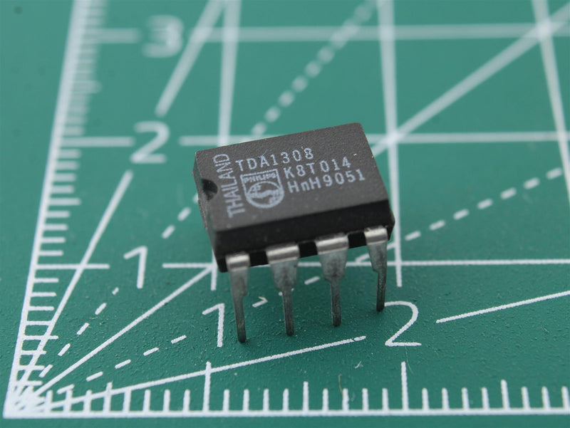 TDA1308 Integrated Circuit