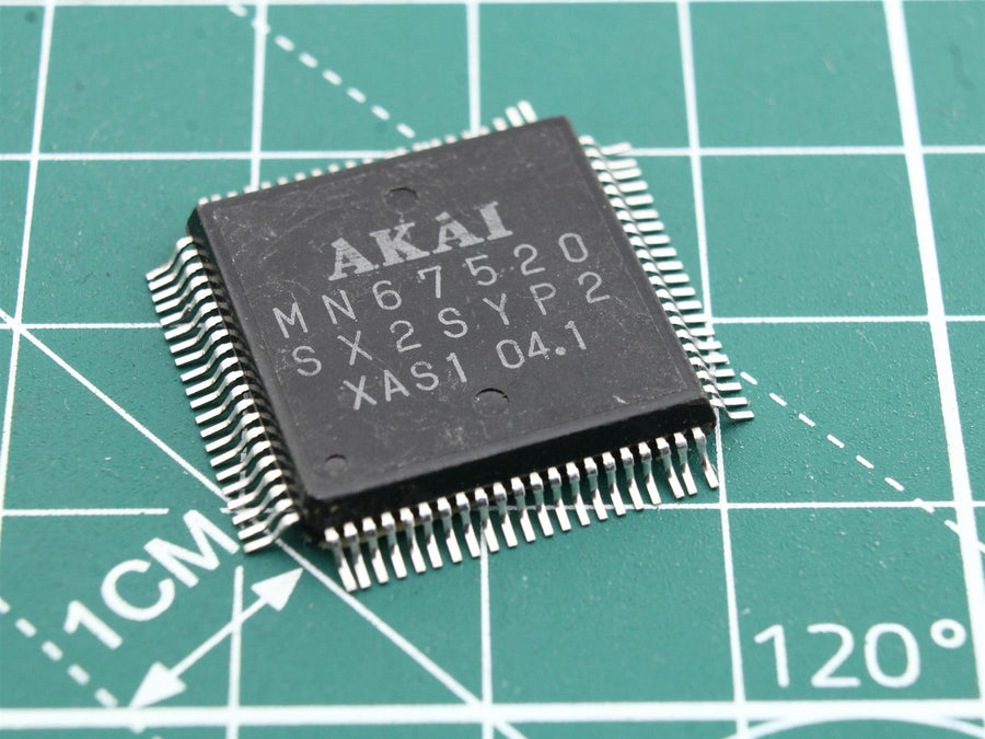 MN67520 SX2SYP2 Akai Integrated Circuit - Used