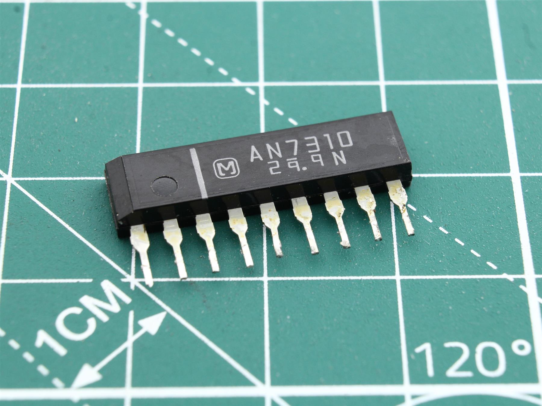 AN7310 integrated circuit AIWA CADW550