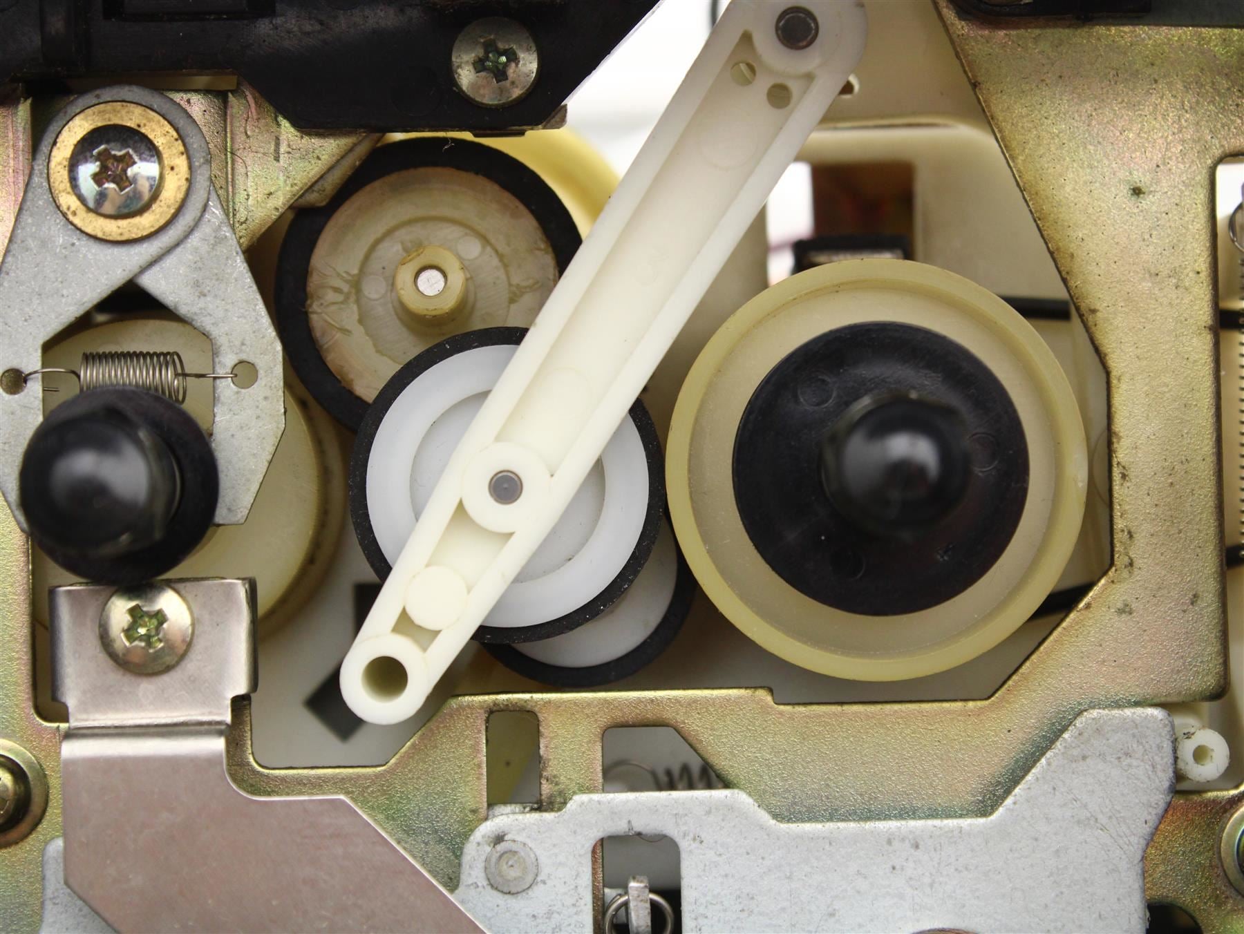 Pioneer CT-F650 Replacement Idler Wheel Set for Cassette Deck