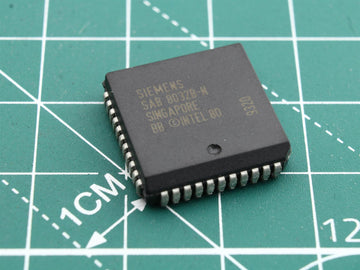 Siemens SAB8032B-N Integrated Circuit - Used