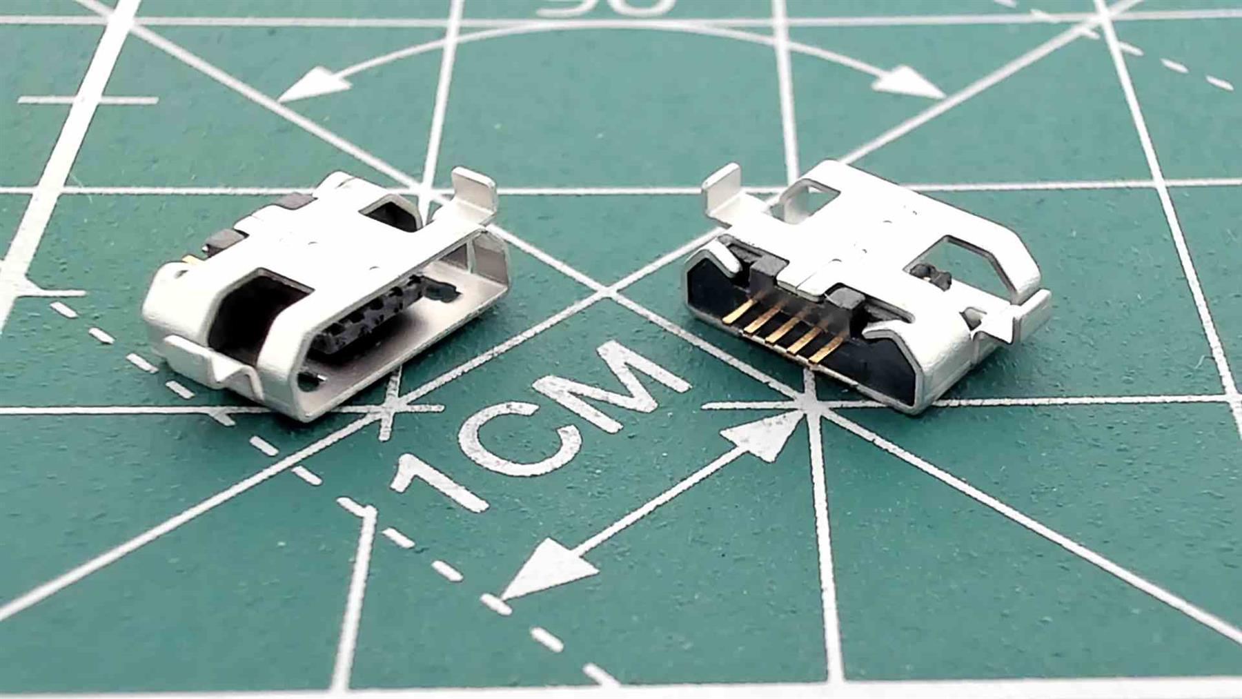 Micro USB Female Connector for PCB Soldering S7453