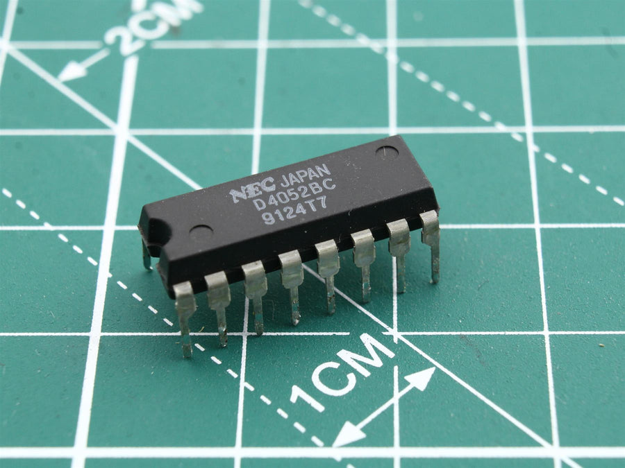 D4052BC Integrated Circuit Sony TCD505 - Used